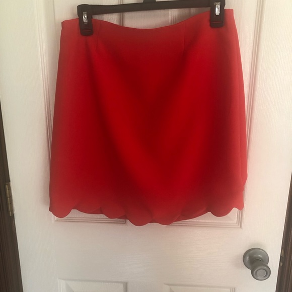 Draper James Skirt, Scalloped Edge Detail, EUC - Picture 4 of 5